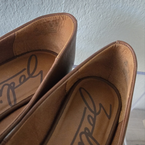 Zodiac Brown Flats • Size 8.5 • Gently used - Picture 11 of 16